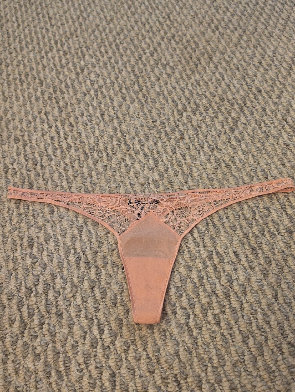 KIKI DE MONTPARNASSE Coquette Thong Rose Size XL